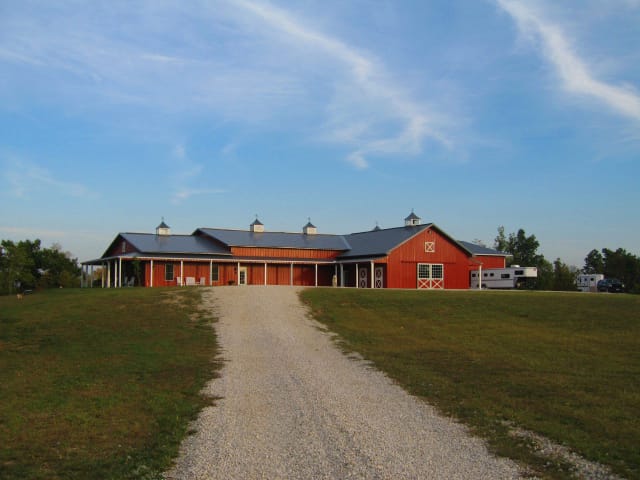 Horse Arena & Stable Barn Complex
